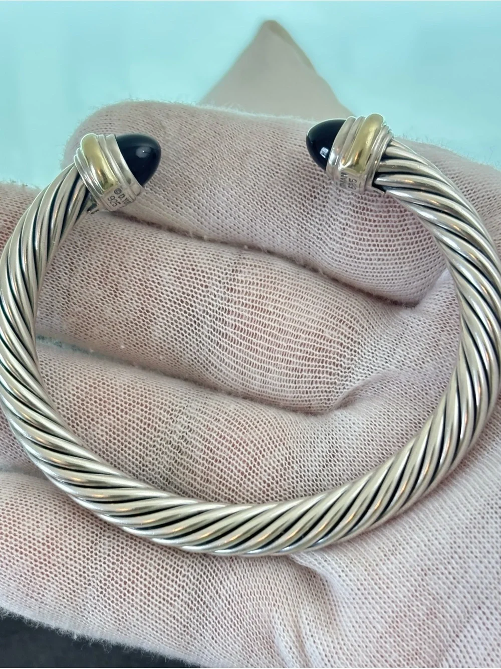 David Yurman 925 & 14k Gold 7mm Cable Cuff with Black Onyx-Medium - Picture 4 of 9
